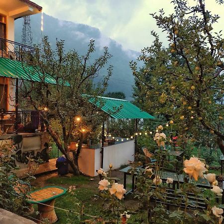 Albergue Madpackers Manali Exterior foto