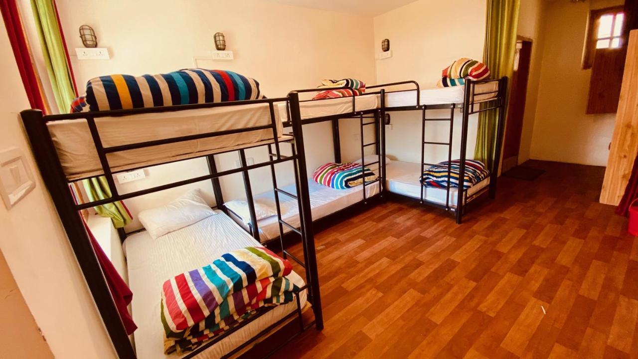 Albergue Madpackers Manali Exterior foto