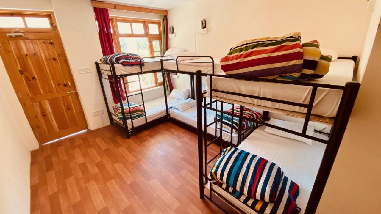 Albergue Madpackers Manali Exterior foto