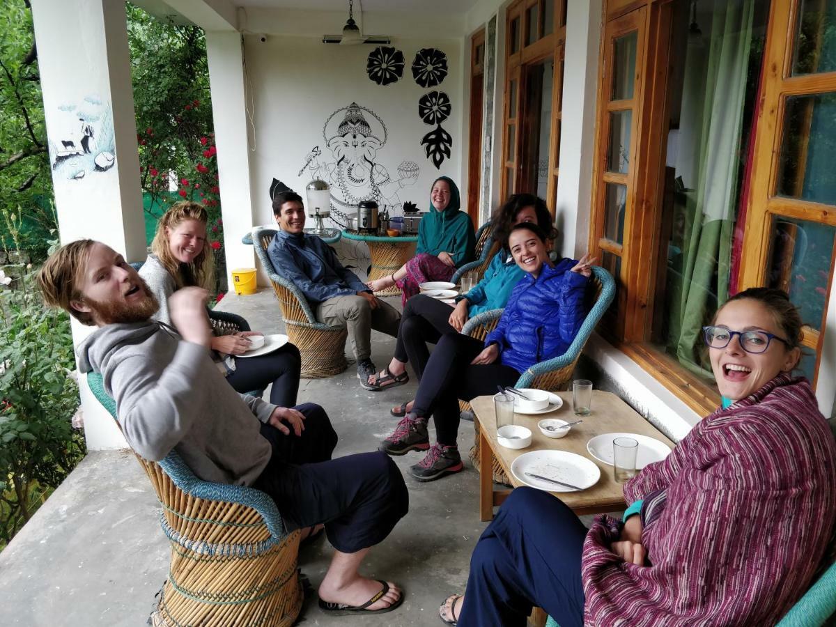 Albergue Madpackers Manali Exterior foto