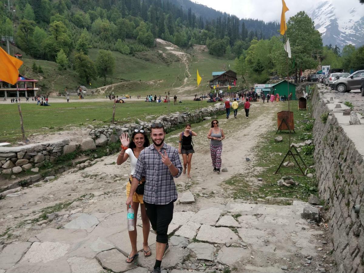 Albergue Madpackers Manali Exterior foto